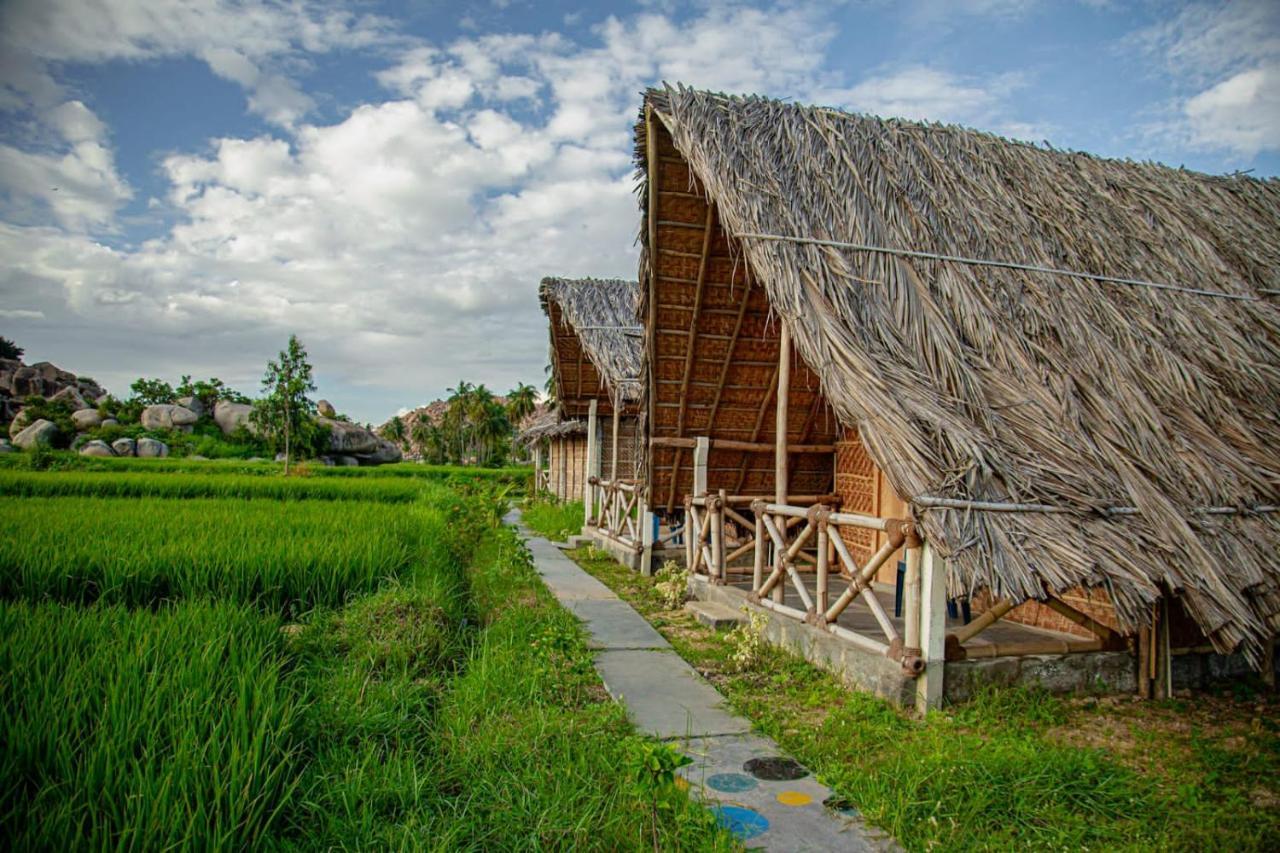 Om Home Hampi Exterior foto